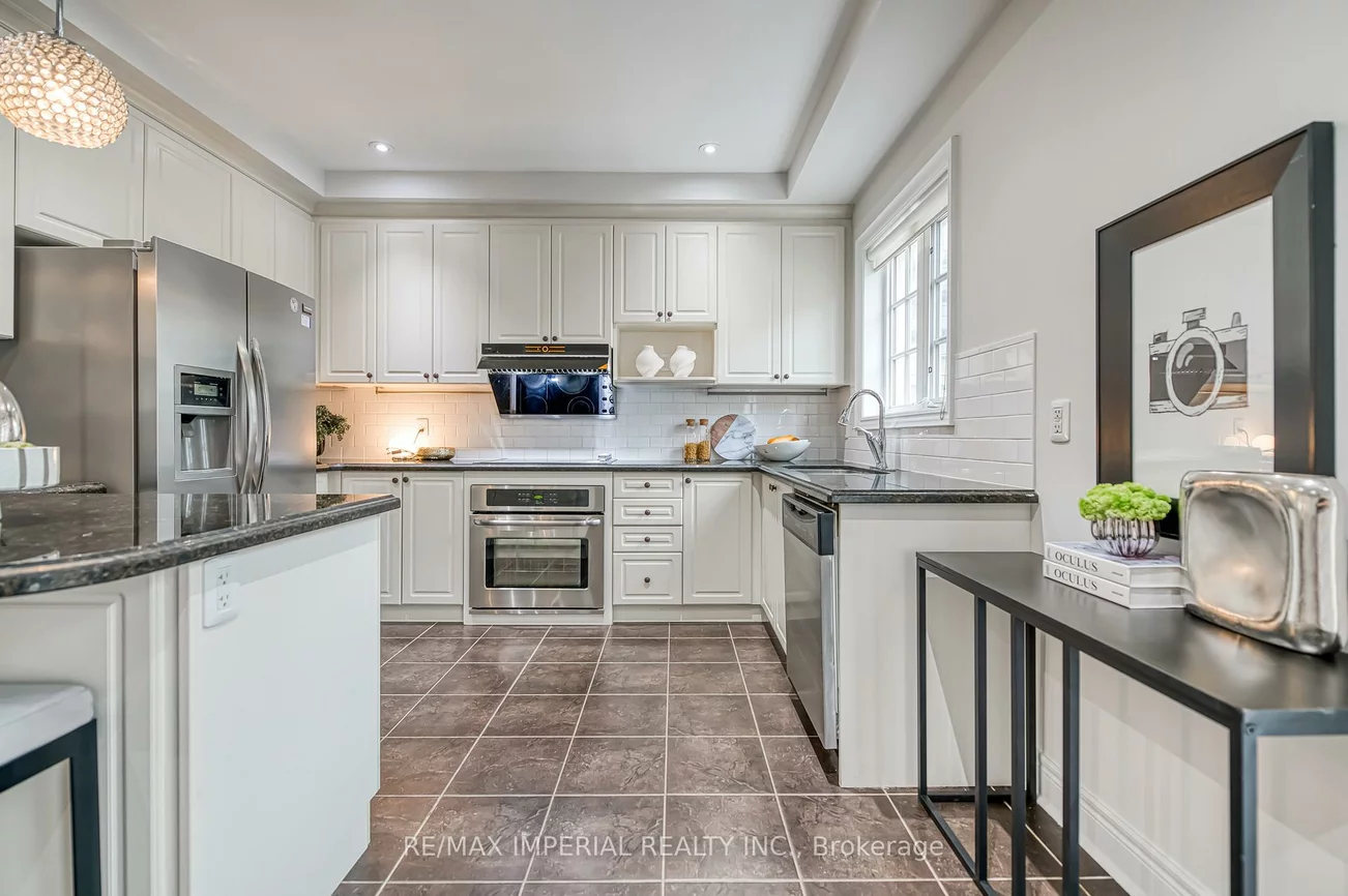 21, MACKENZIE'S STAND, Unionville, Markham