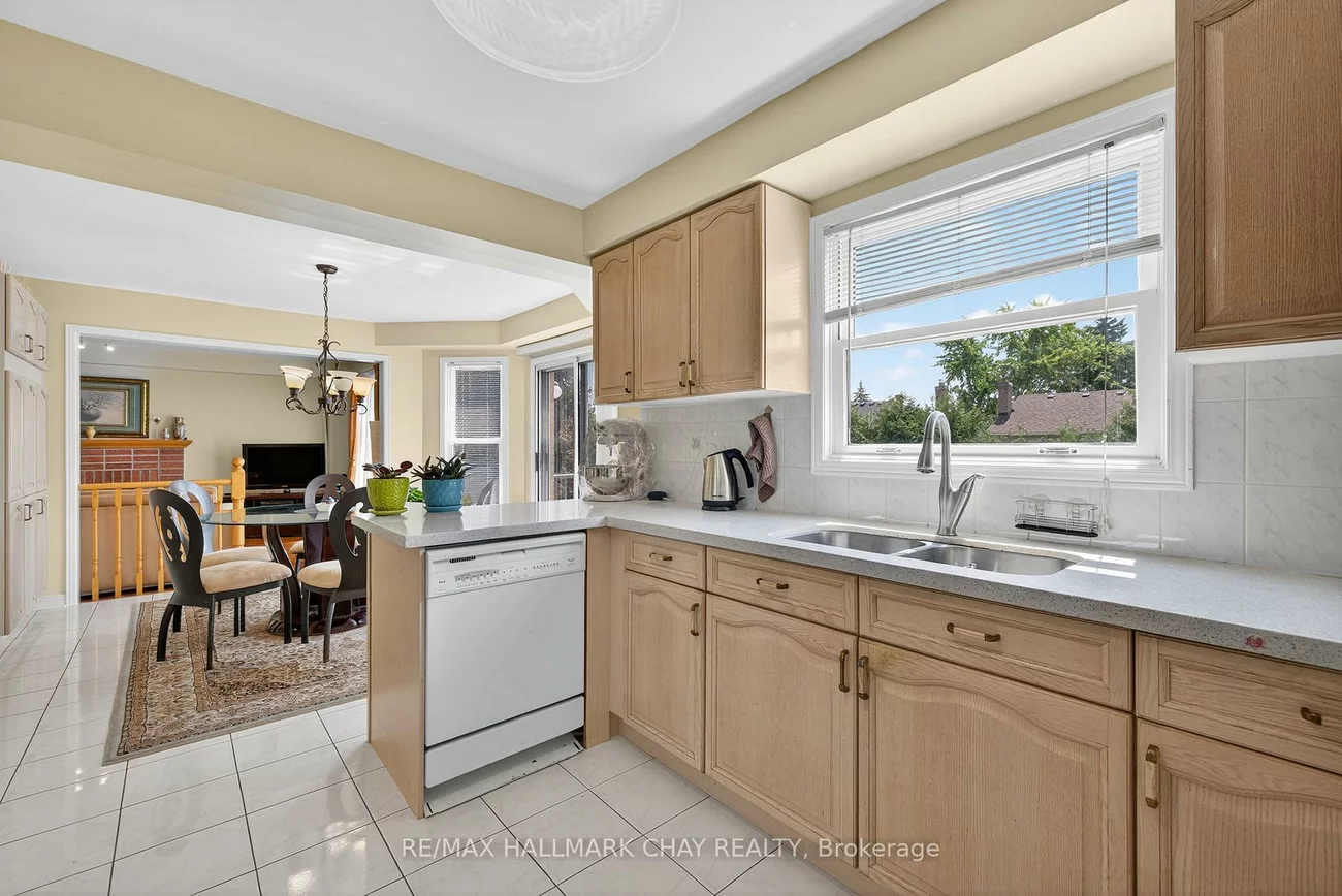 25, Heatherwood, Unionville, Markham