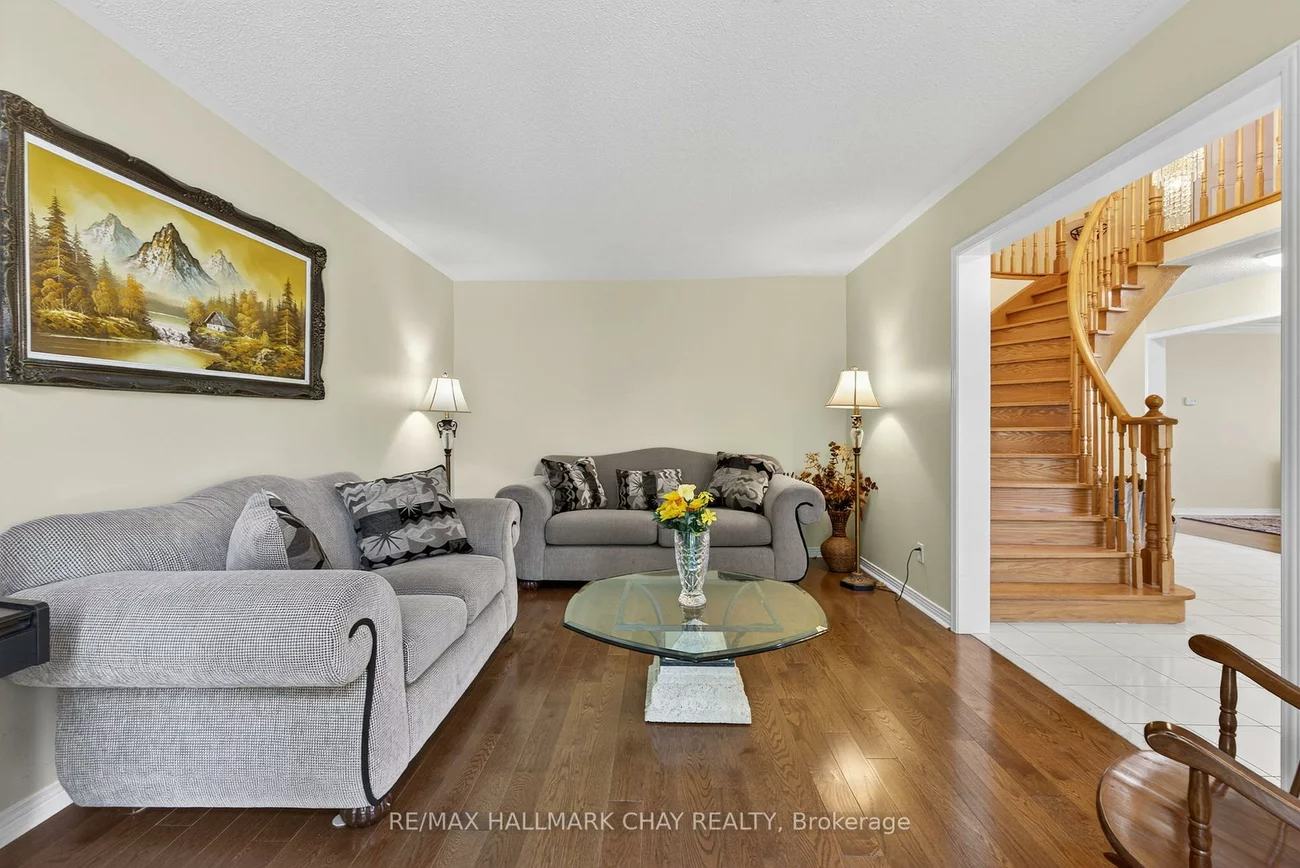 25, Heatherwood, Unionville, Markham