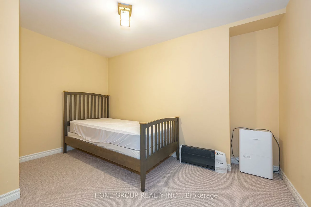 124, Aitken, Unionville, Markham