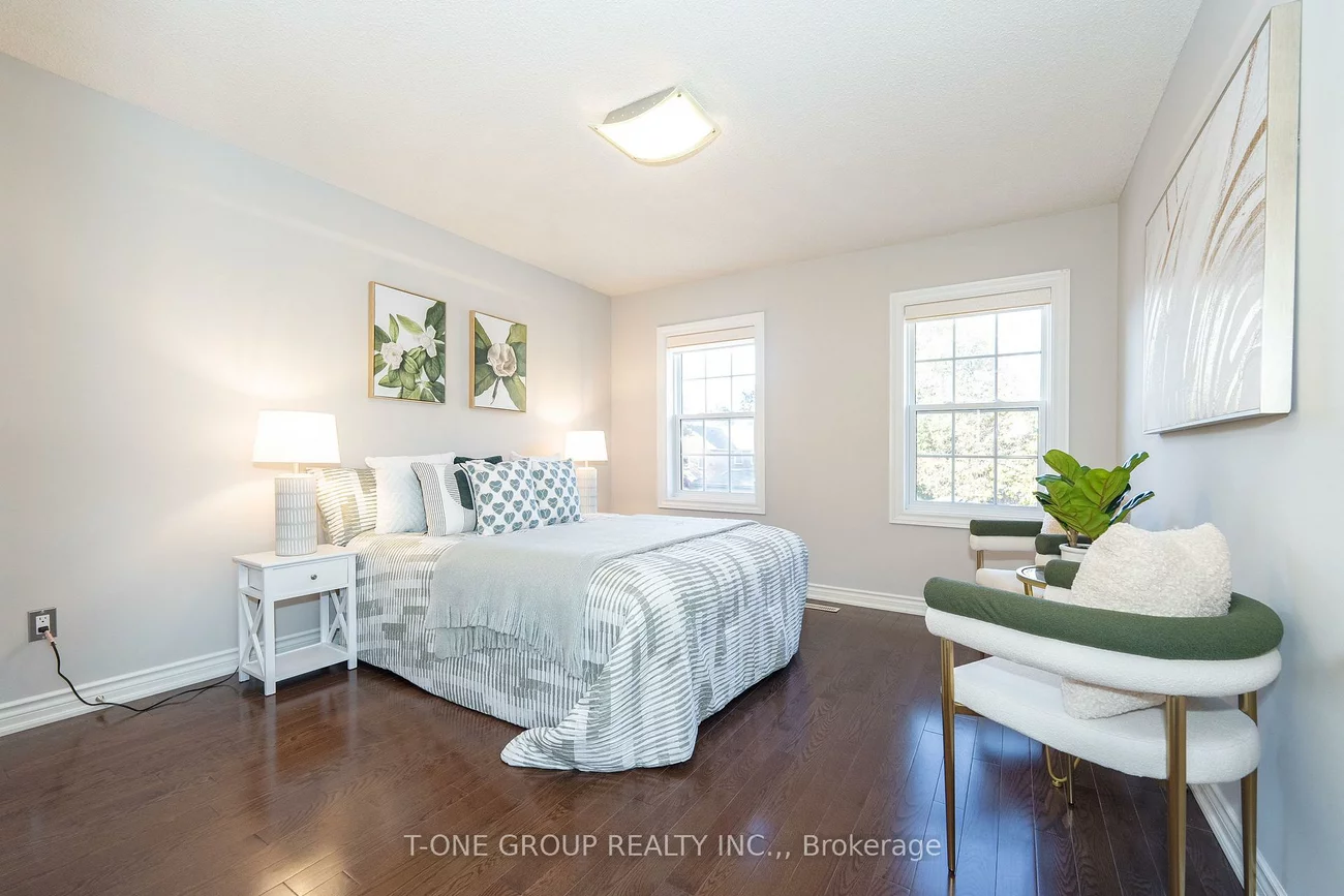 124, Aitken, Unionville, Markham