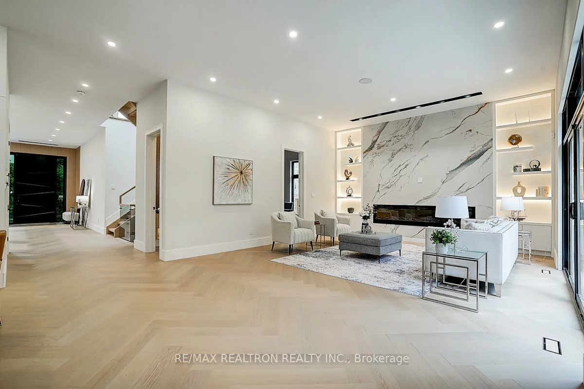 202, Carlton, Unionville, Markham