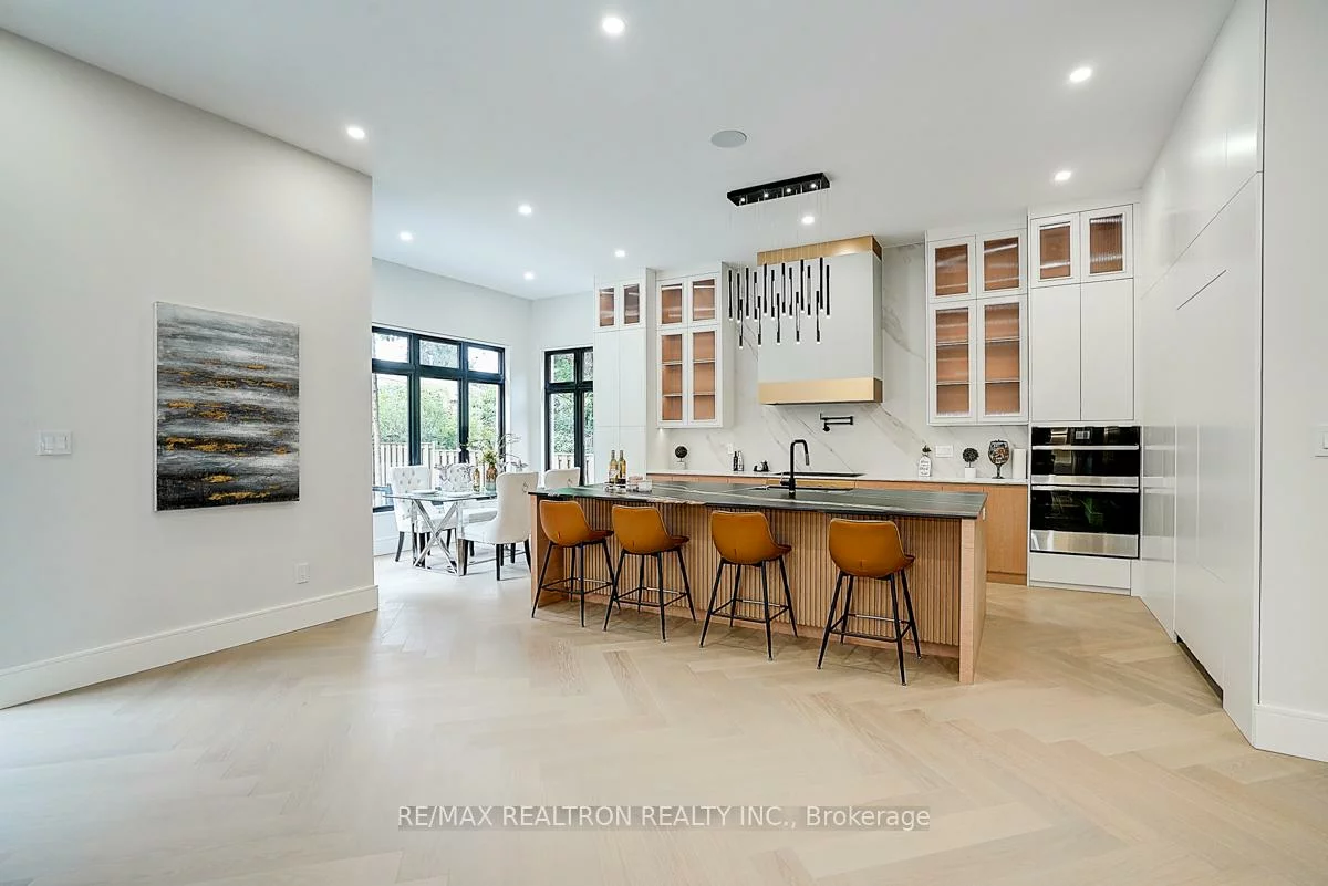 202, Carlton, Unionville, Markham