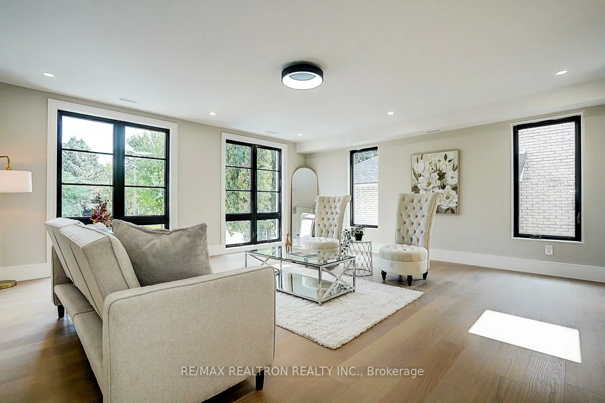 202, Carlton, Unionville, Markham