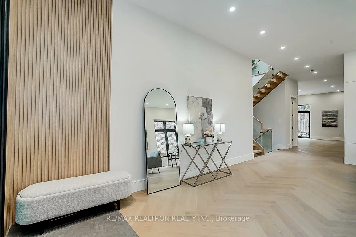 202, Carlton, Unionville, Markham