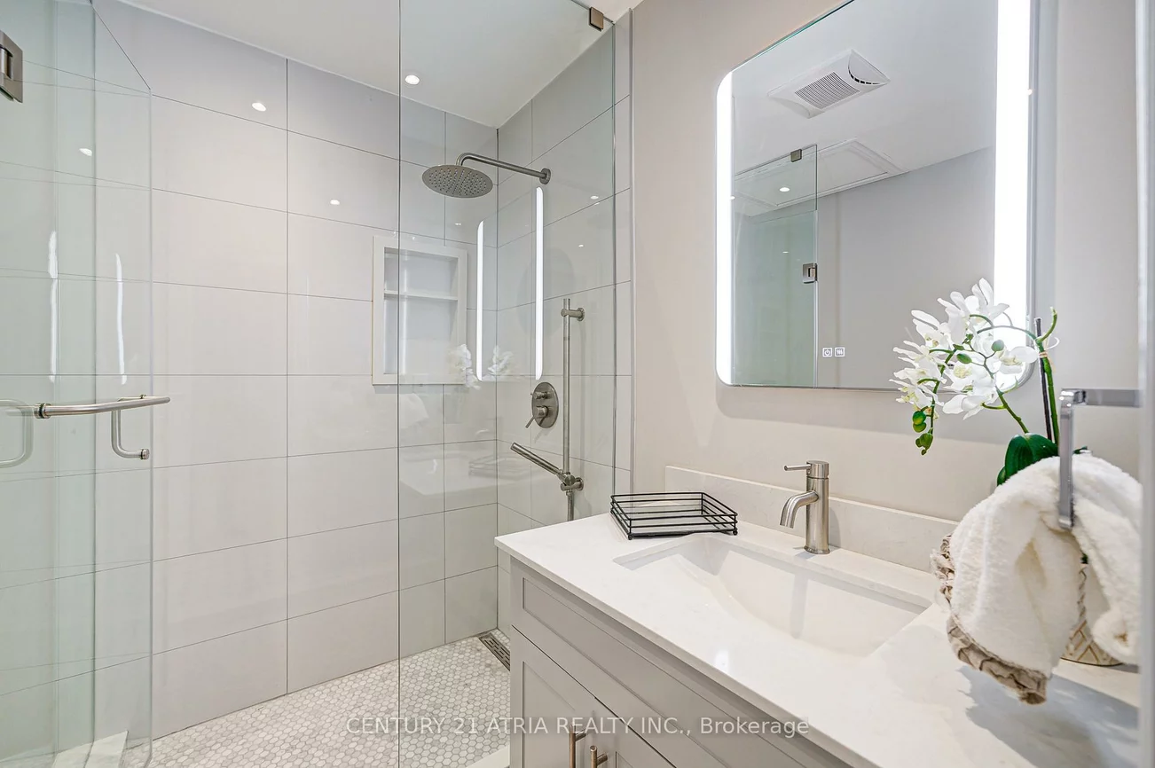 190, Romfield, Royal Orchard, Markham