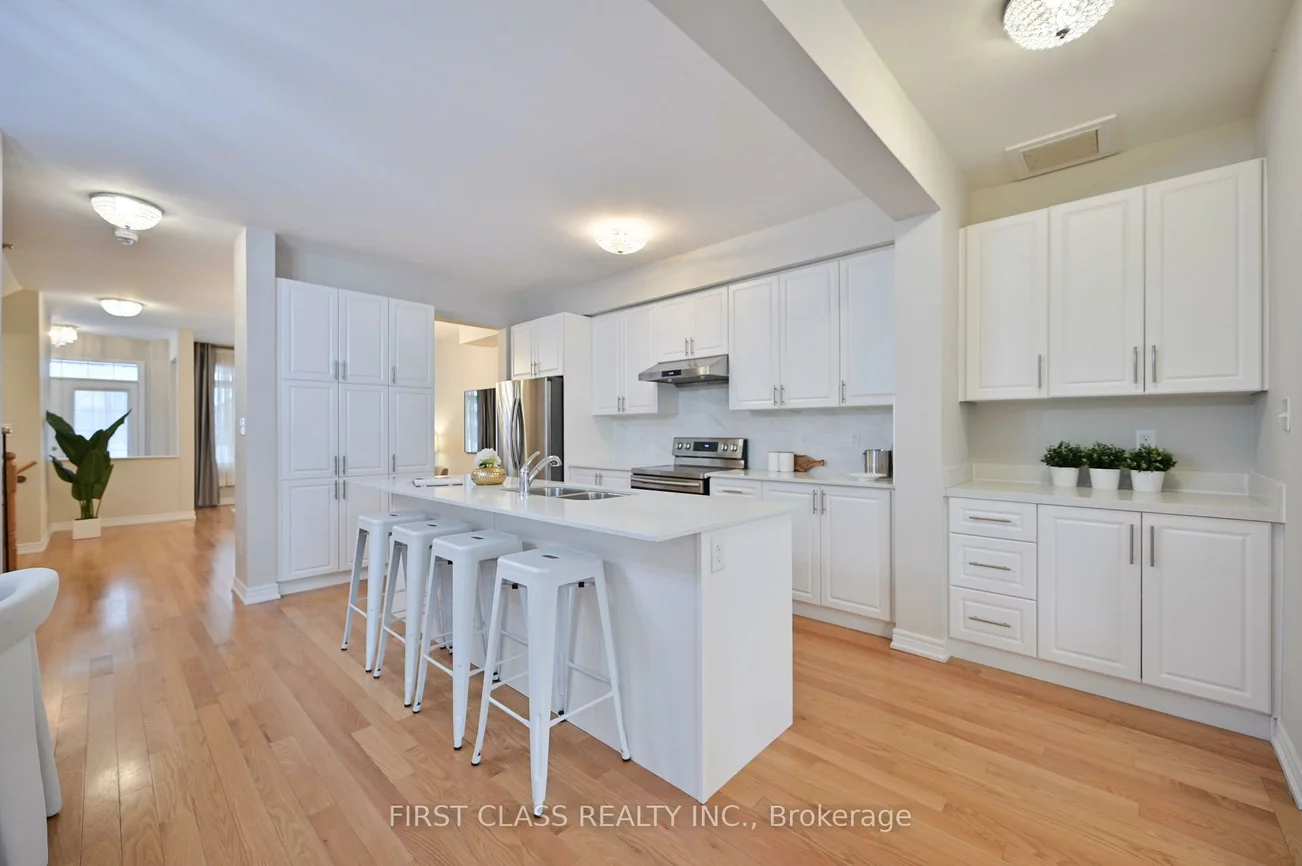 8, Elphee, Cornell, Markham