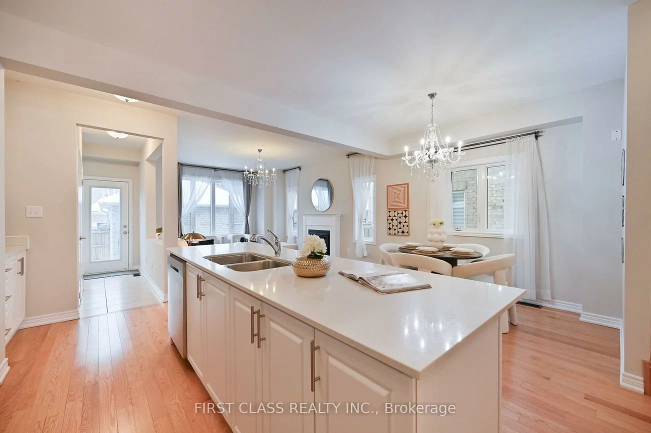 8, Elphee, Cornell, Markham