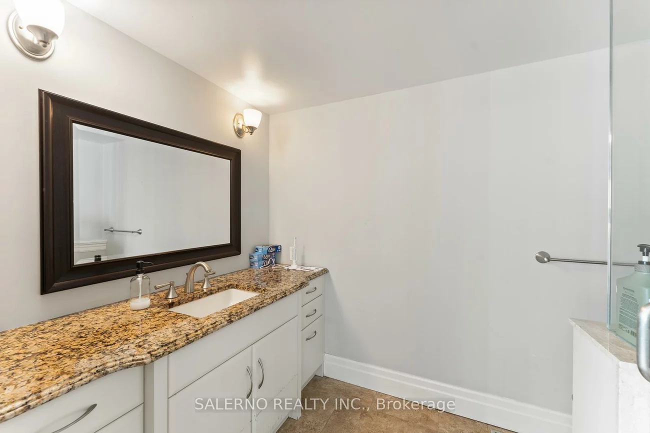 6, Ridgevale, Box Grove, Markham