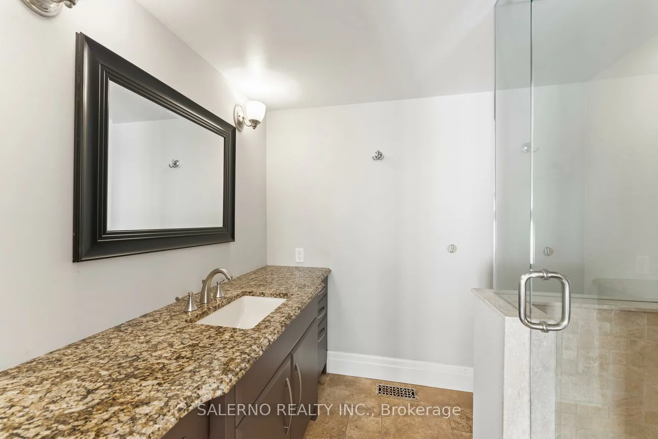 6, Ridgevale, Box Grove, Markham