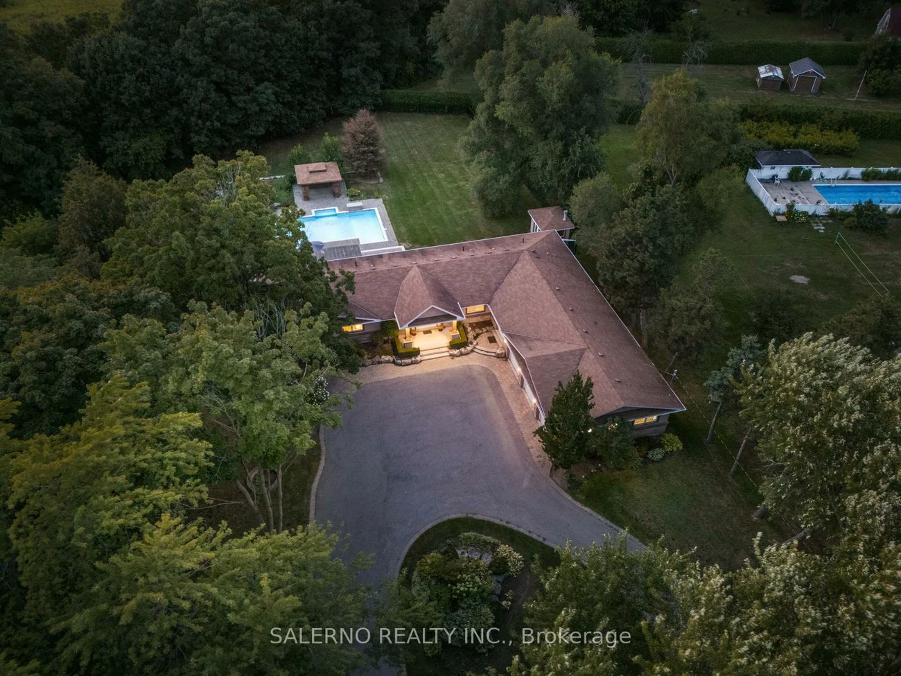 6, Ridgevale, Box Grove, Markham