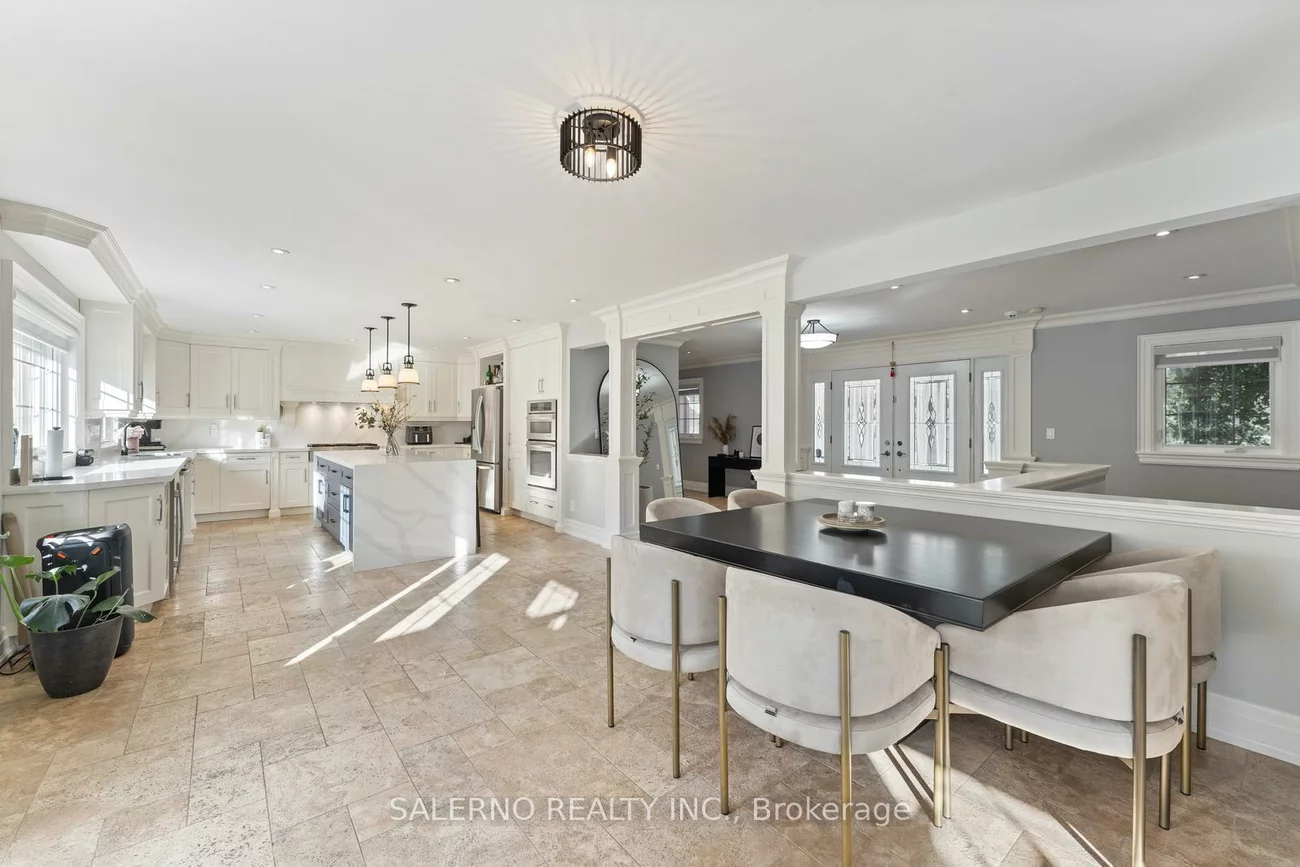 6, Ridgevale, Box Grove, Markham