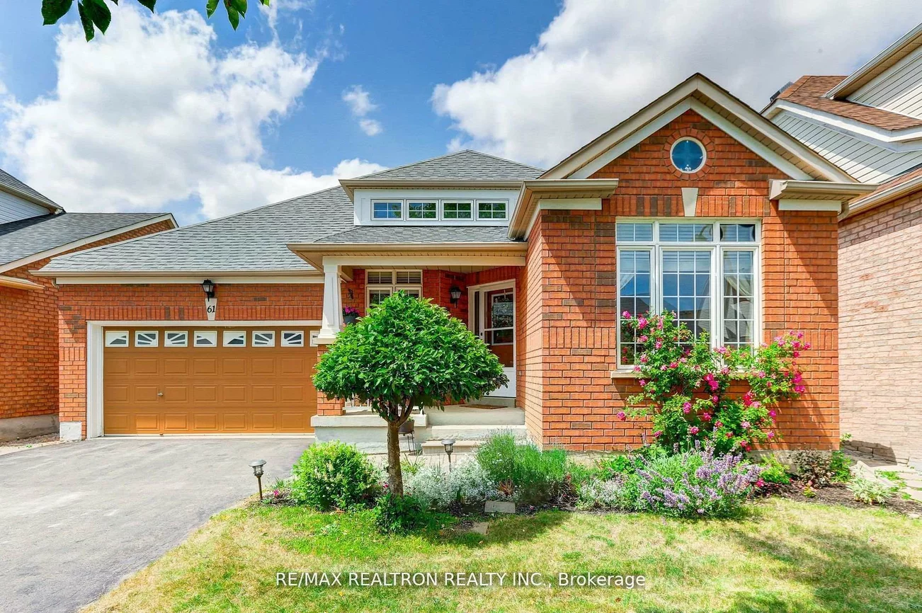 61, Manorwood, Berczy, Markham