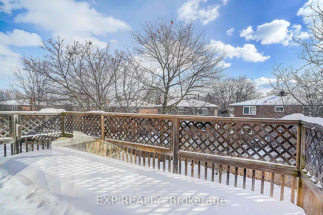 27, Pining, Aileen-Willowbrook, Markham