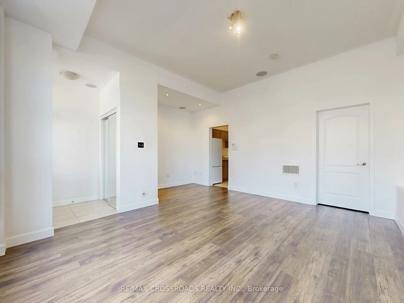 2723, BUR OAK, Cornell, Markham