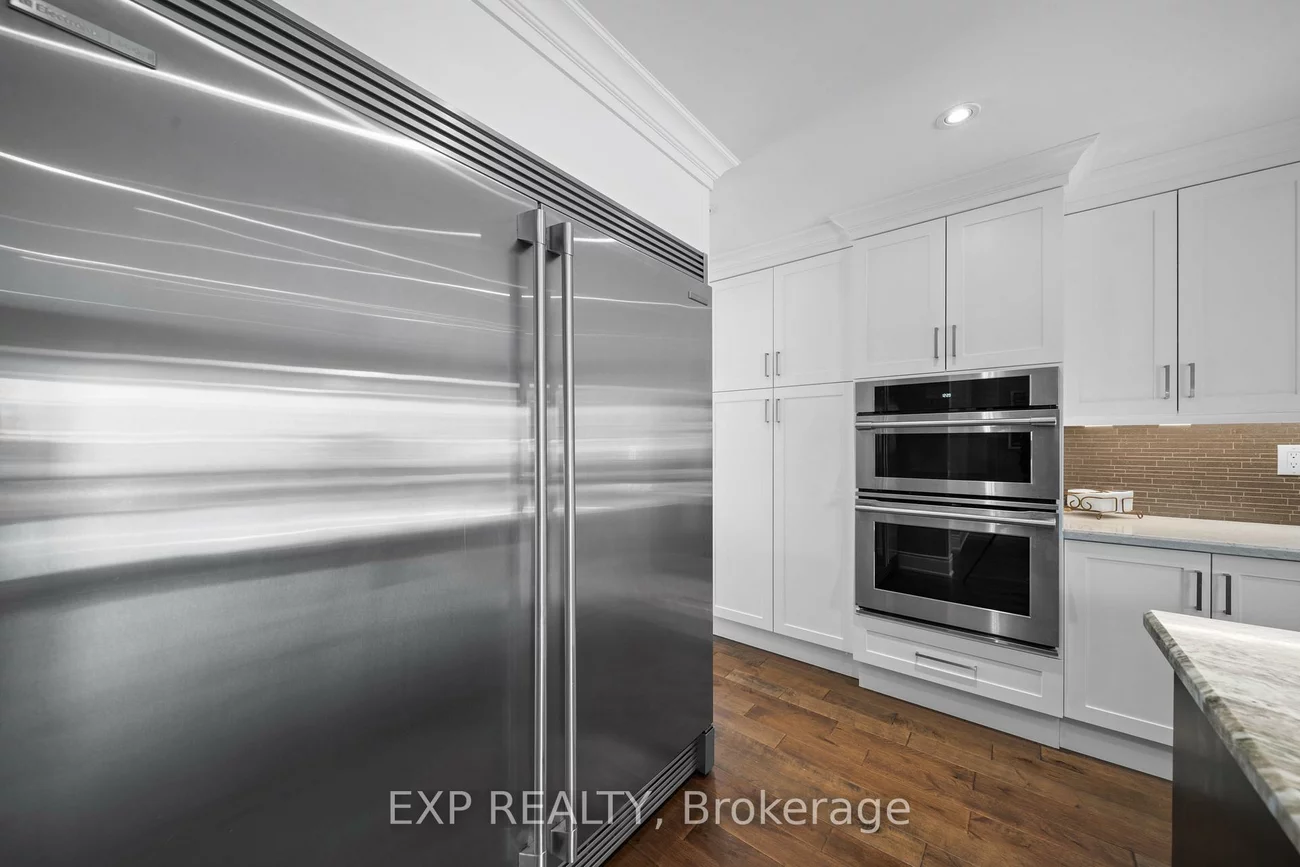 126, Larkin, Markham Village, Markham