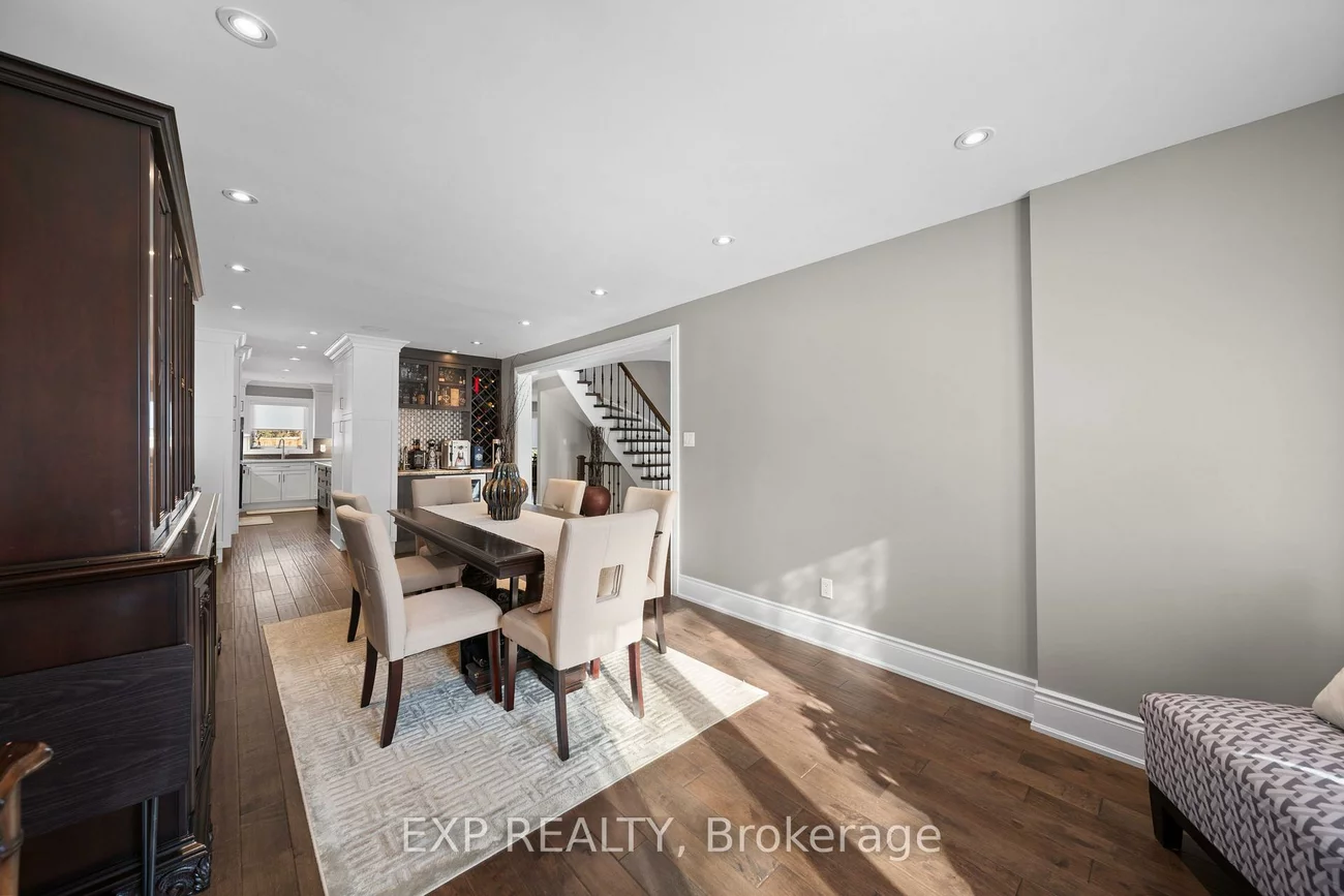 126, Larkin, Markham Village, Markham