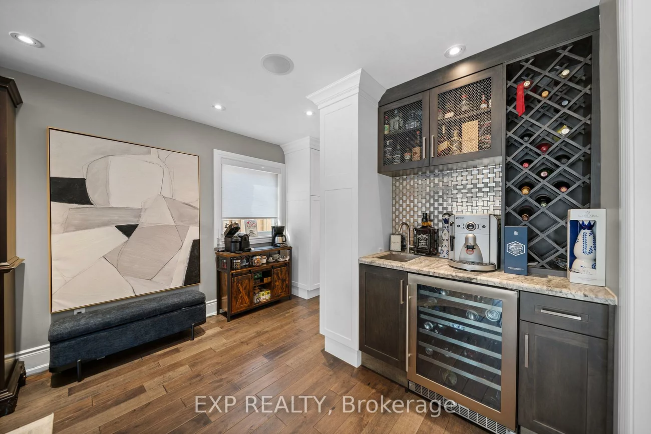 126, Larkin, Markham Village, Markham