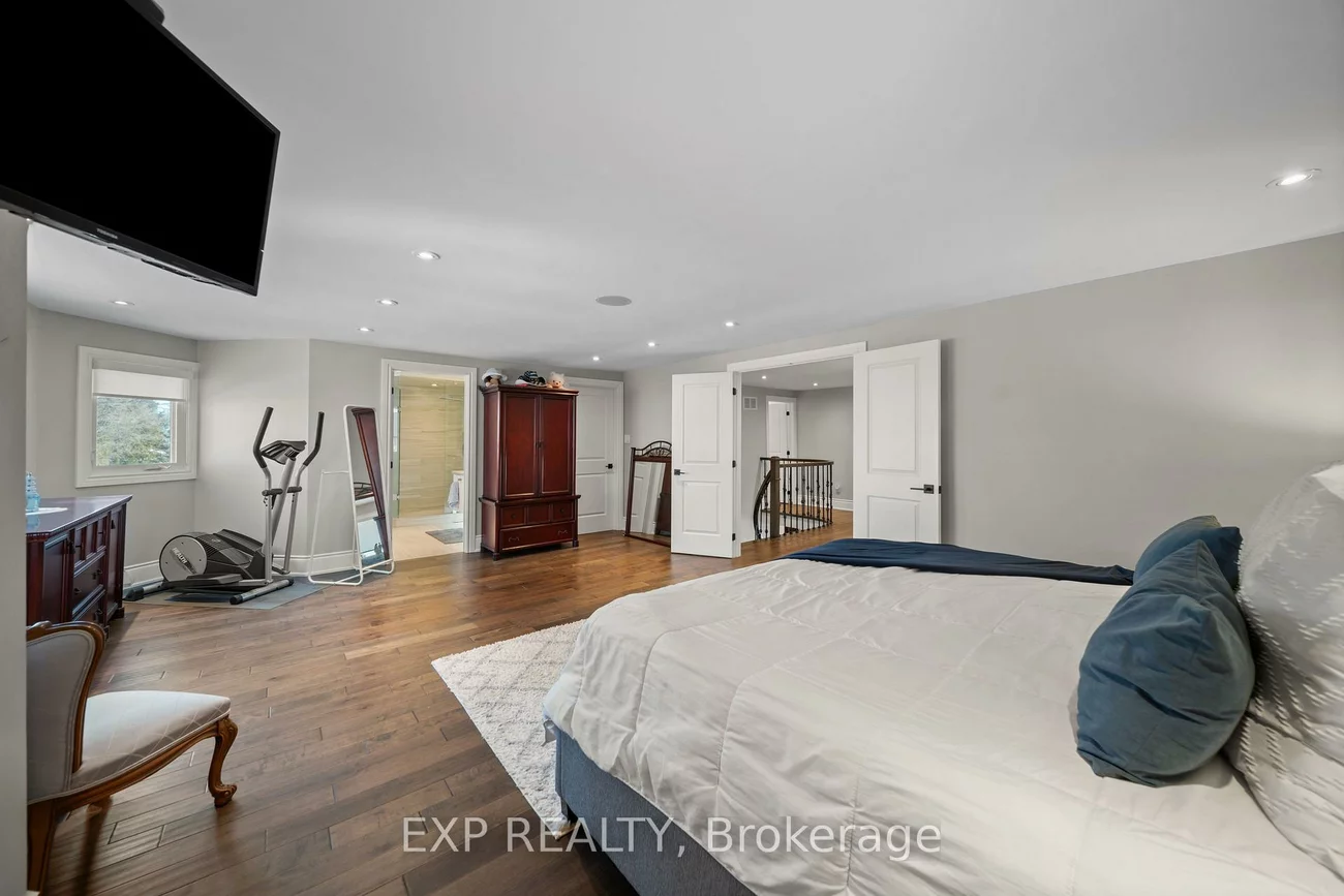 126, Larkin, Markham Village, Markham