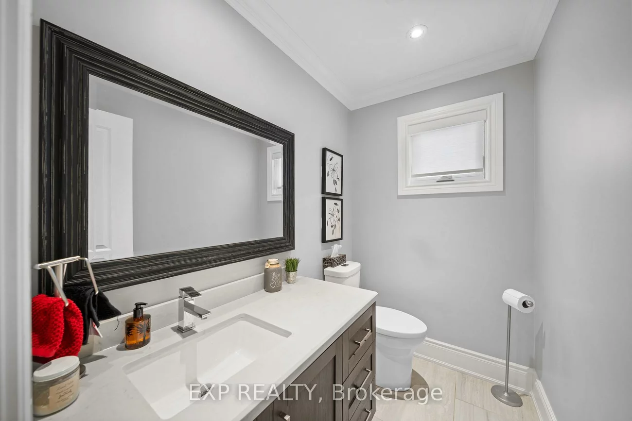 126, Larkin, Markham Village, Markham