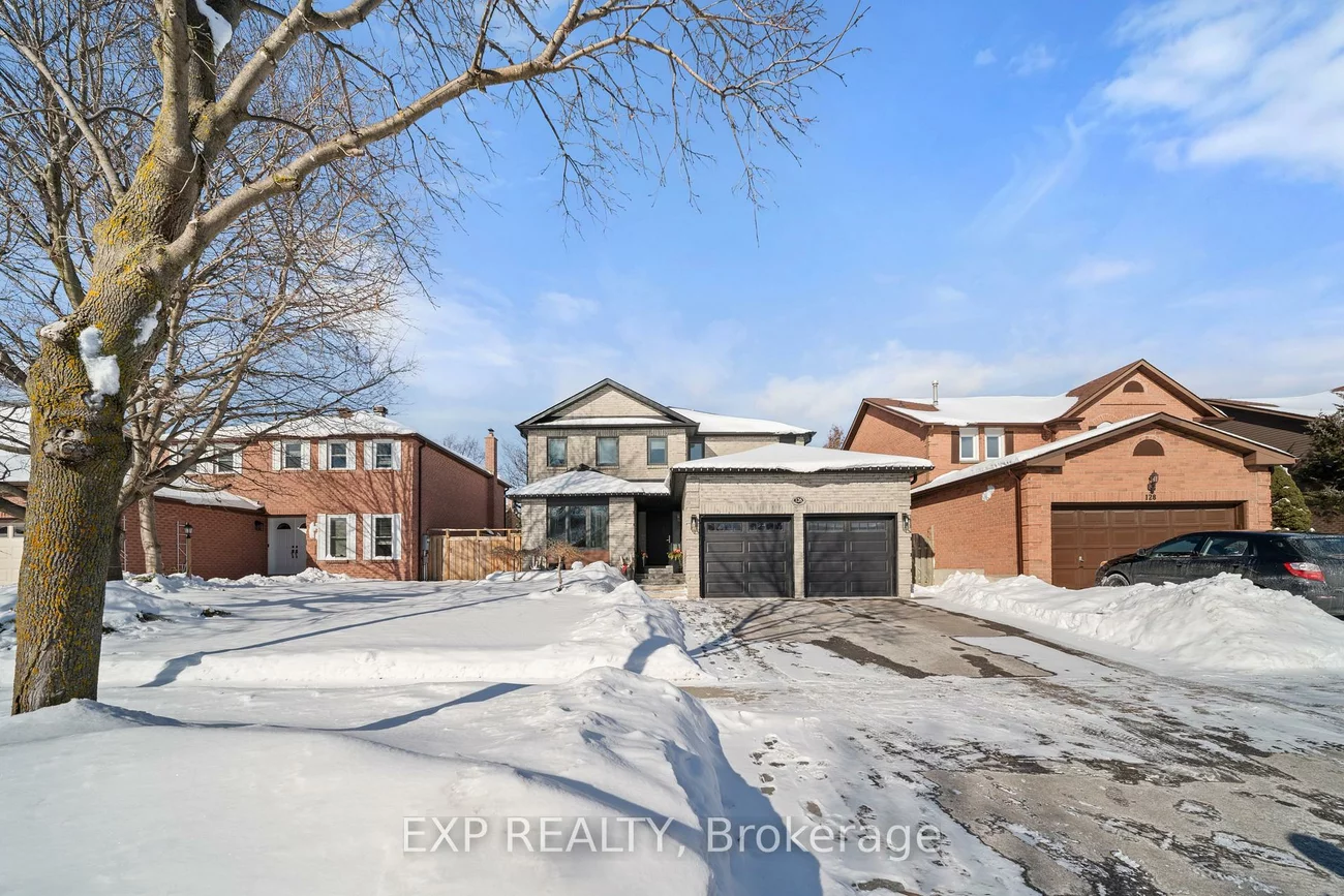 126, Larkin, Markham Village, Markham