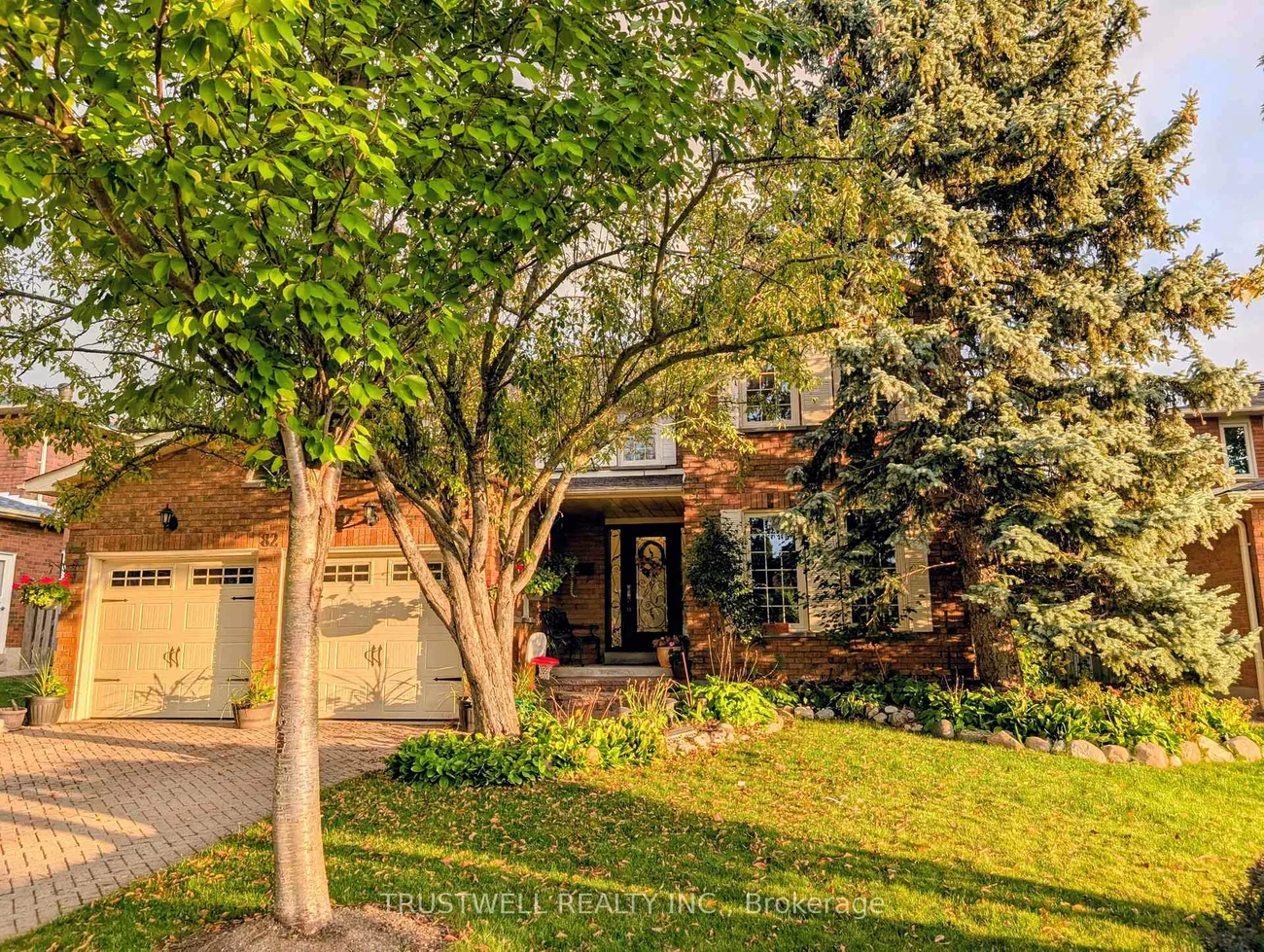 82, Long Island, Markville, Markham