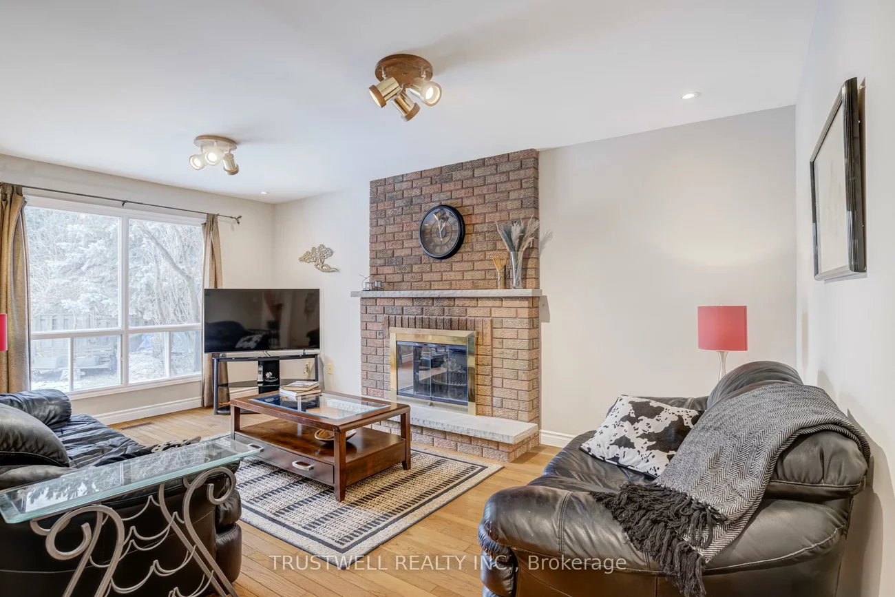 82, Long Island, Markville, Markham