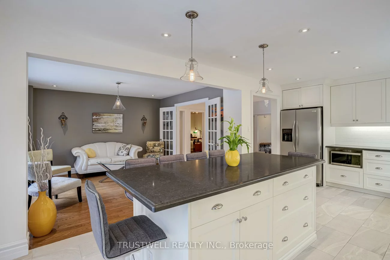 82, Long Island, Markville, Markham