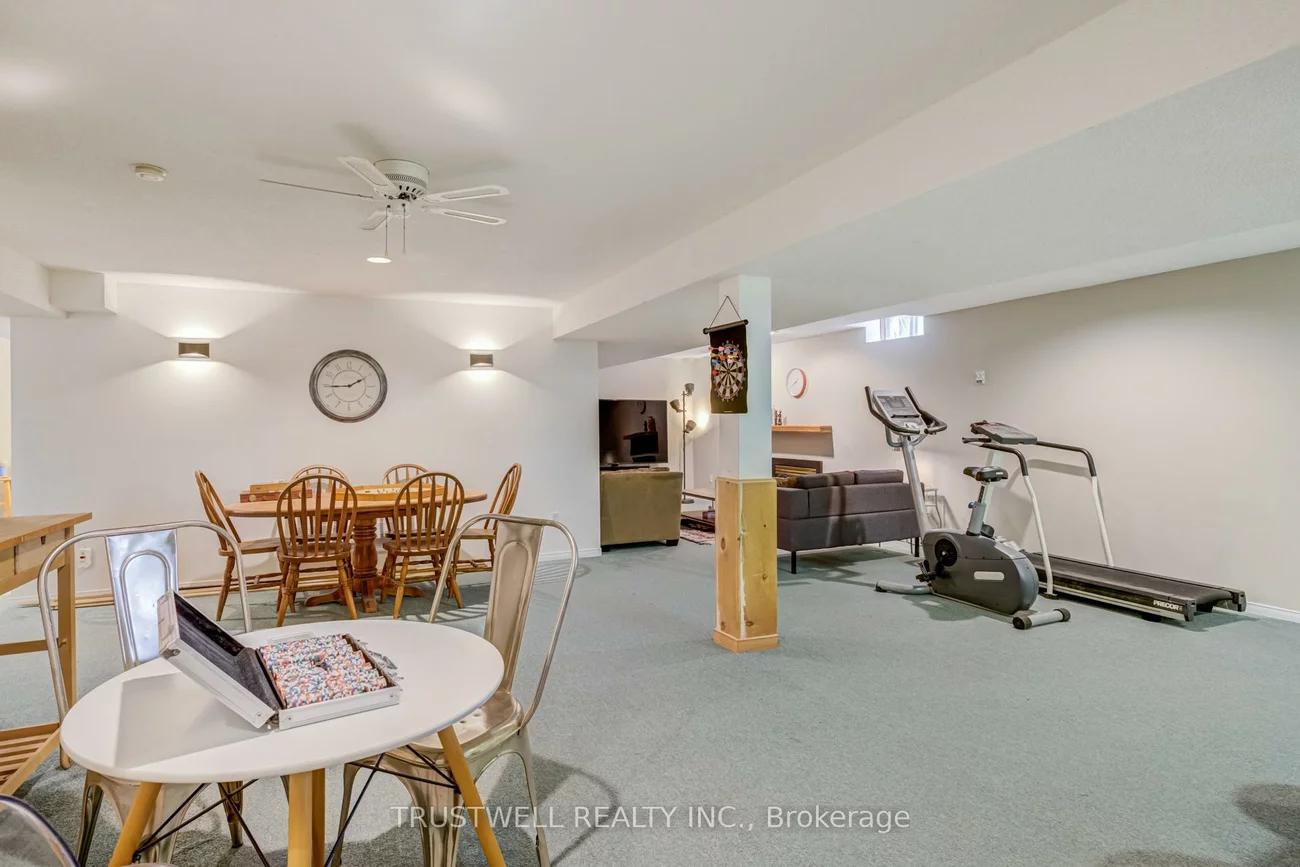 82, Long Island, Markville, Markham