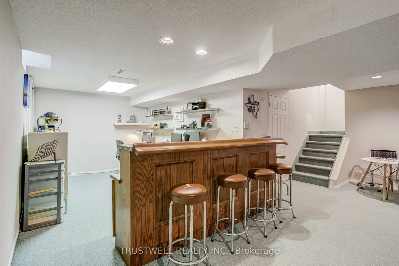 82, Long Island, Markville, Markham