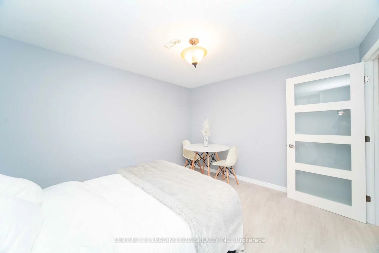 22, Winlaw, Old Markham Village, Markham