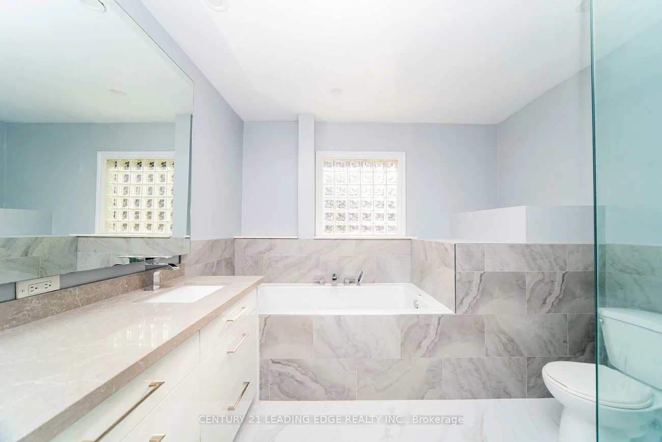 22, Winlaw, Old Markham Village, Markham