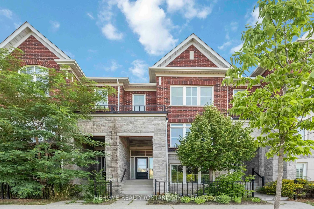 229, Dundas, Greensborough, Markham