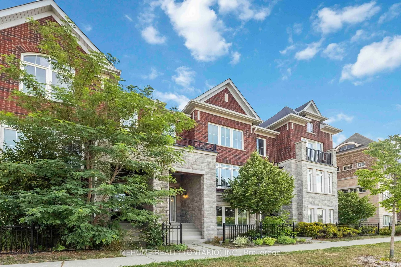 229, Dundas, Greensborough, Markham