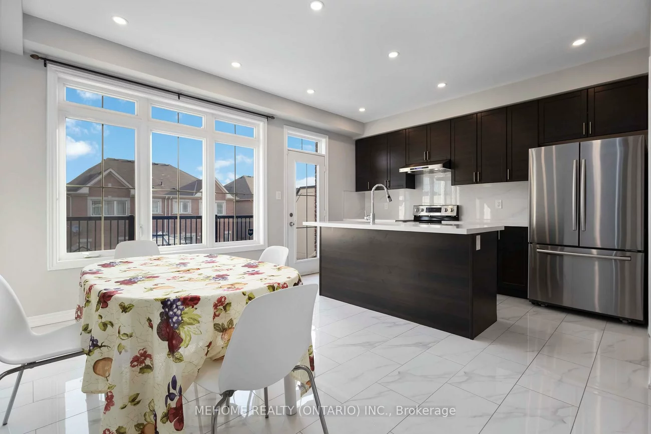 229, Dundas, Greensborough, Markham