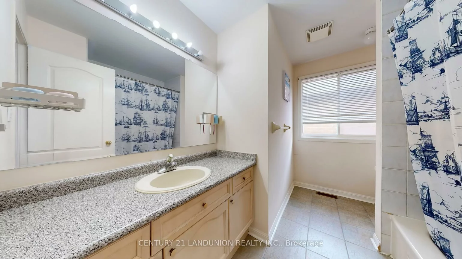 10, Majestic, Berczy, Markham