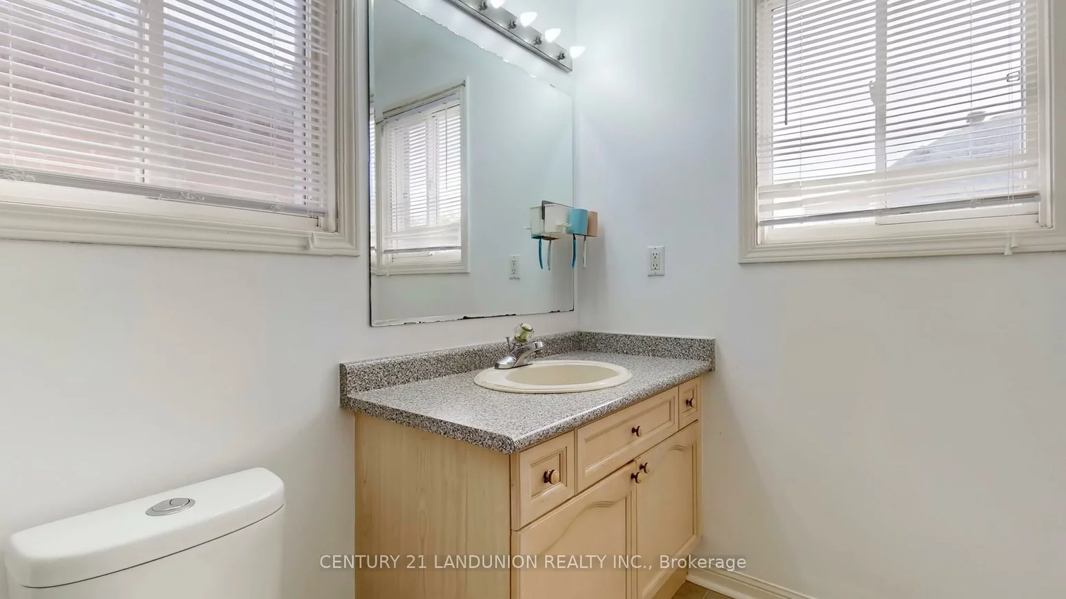 10, Majestic, Berczy, Markham