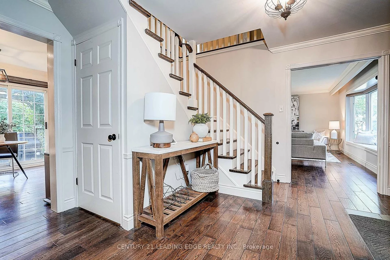 101, Ramona, Markham Village, Markham