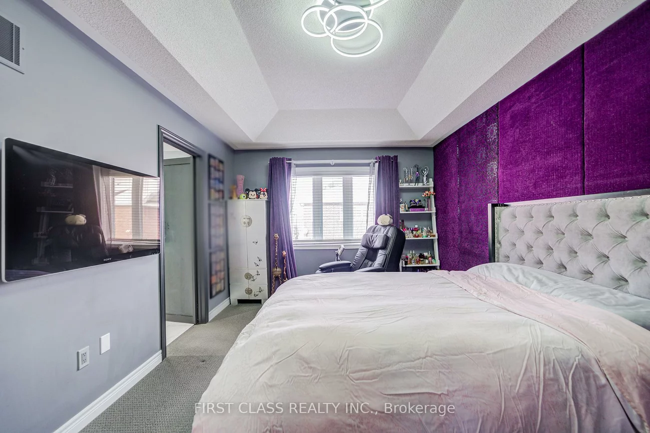 36, Staglin, Cathedraltown, Markham