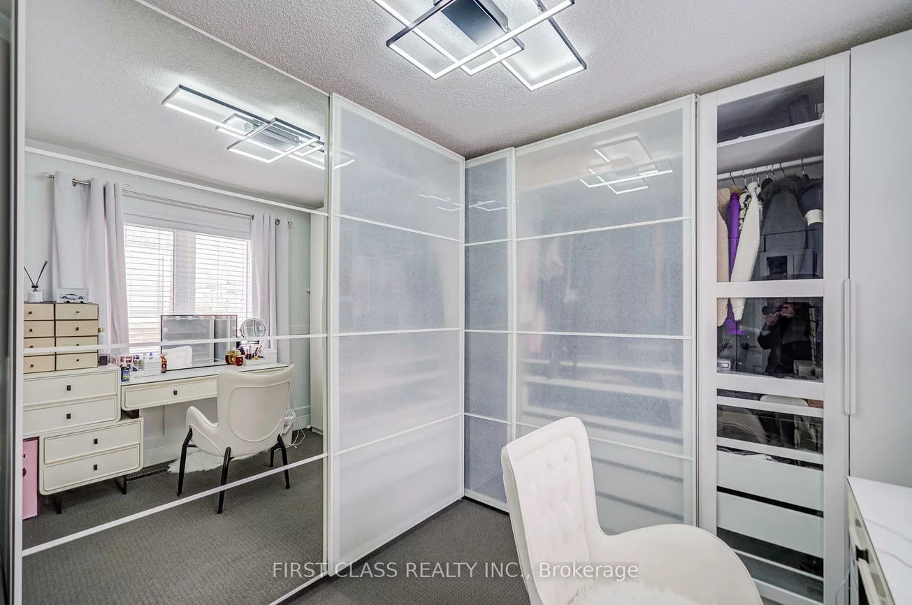 36, Staglin, Cathedraltown, Markham