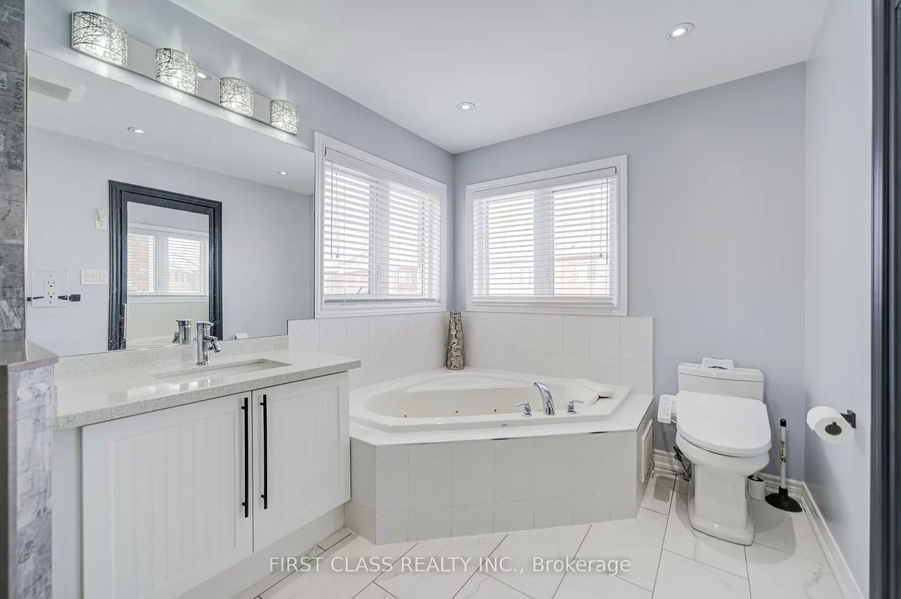 36, Staglin, Cathedraltown, Markham