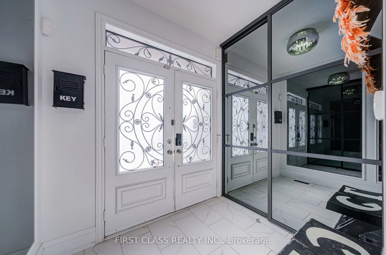 36, Staglin, Cathedraltown, Markham