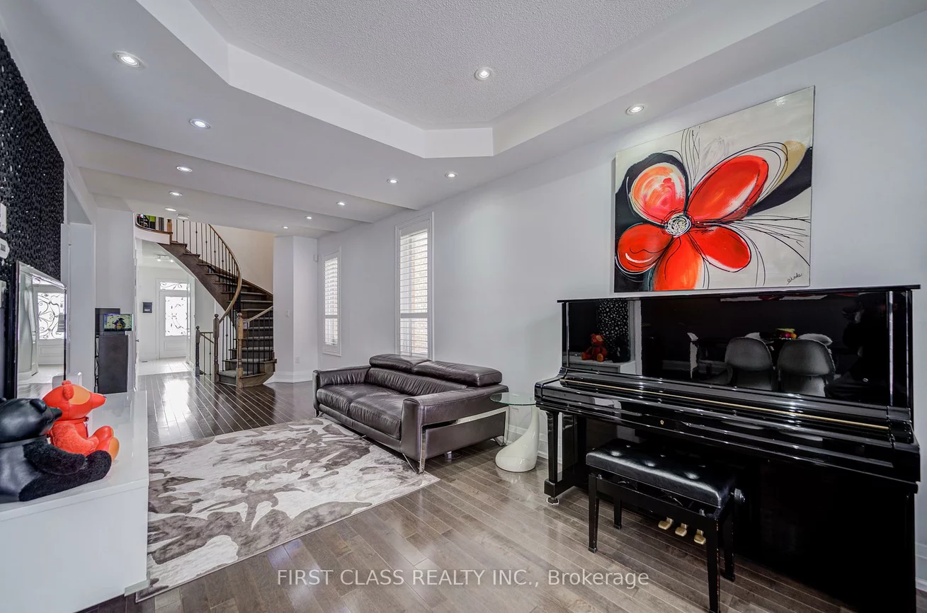 36, Staglin, Cathedraltown, Markham