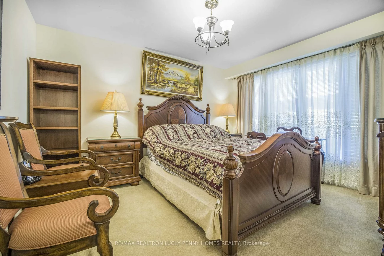 9799, Warden, Devil's Elbow, Markham