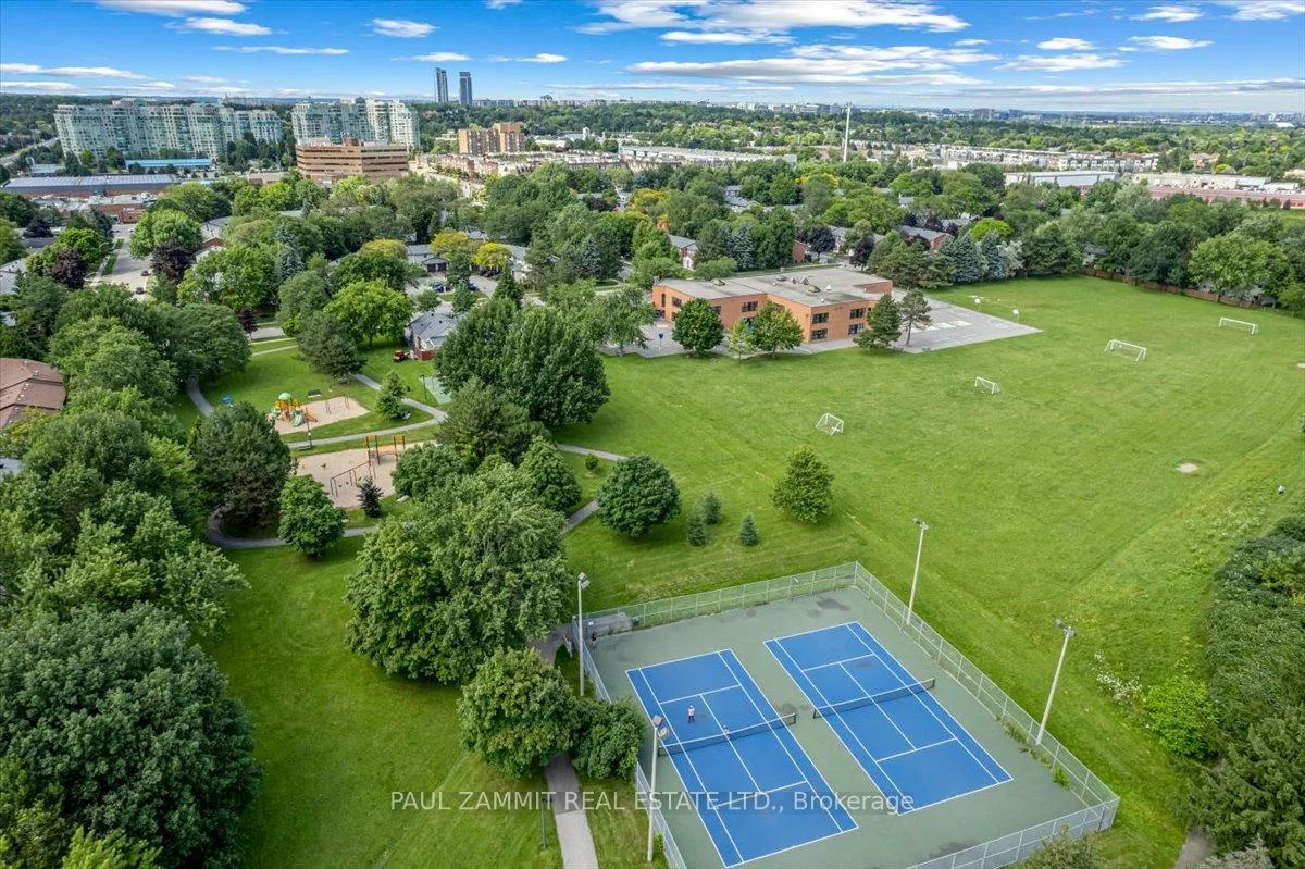 47, Ladyslipper, Bayview Glen, Markham