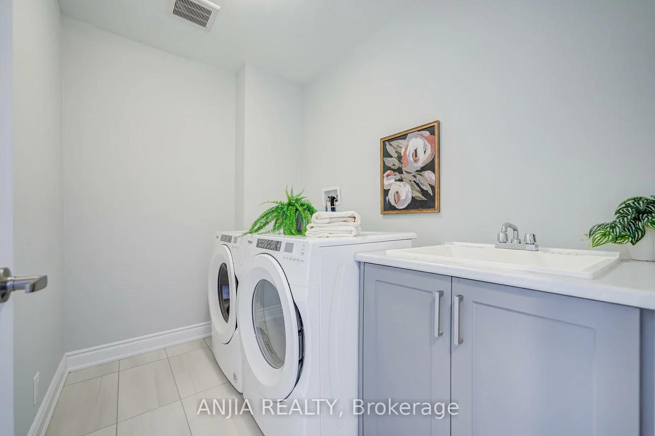 35, York Downs, Angus Glen, Markham