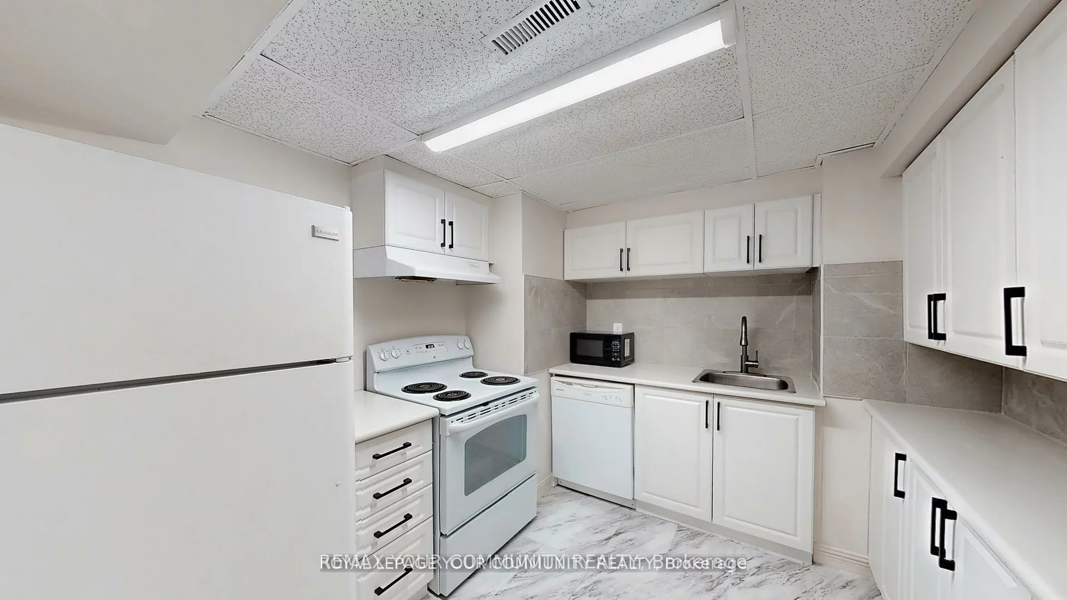 57, Braeburn, Aileen-Willowbrook, Markham