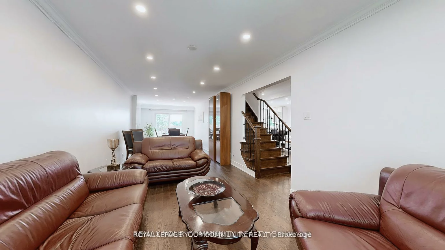 57, Braeburn, Aileen-Willowbrook, Markham