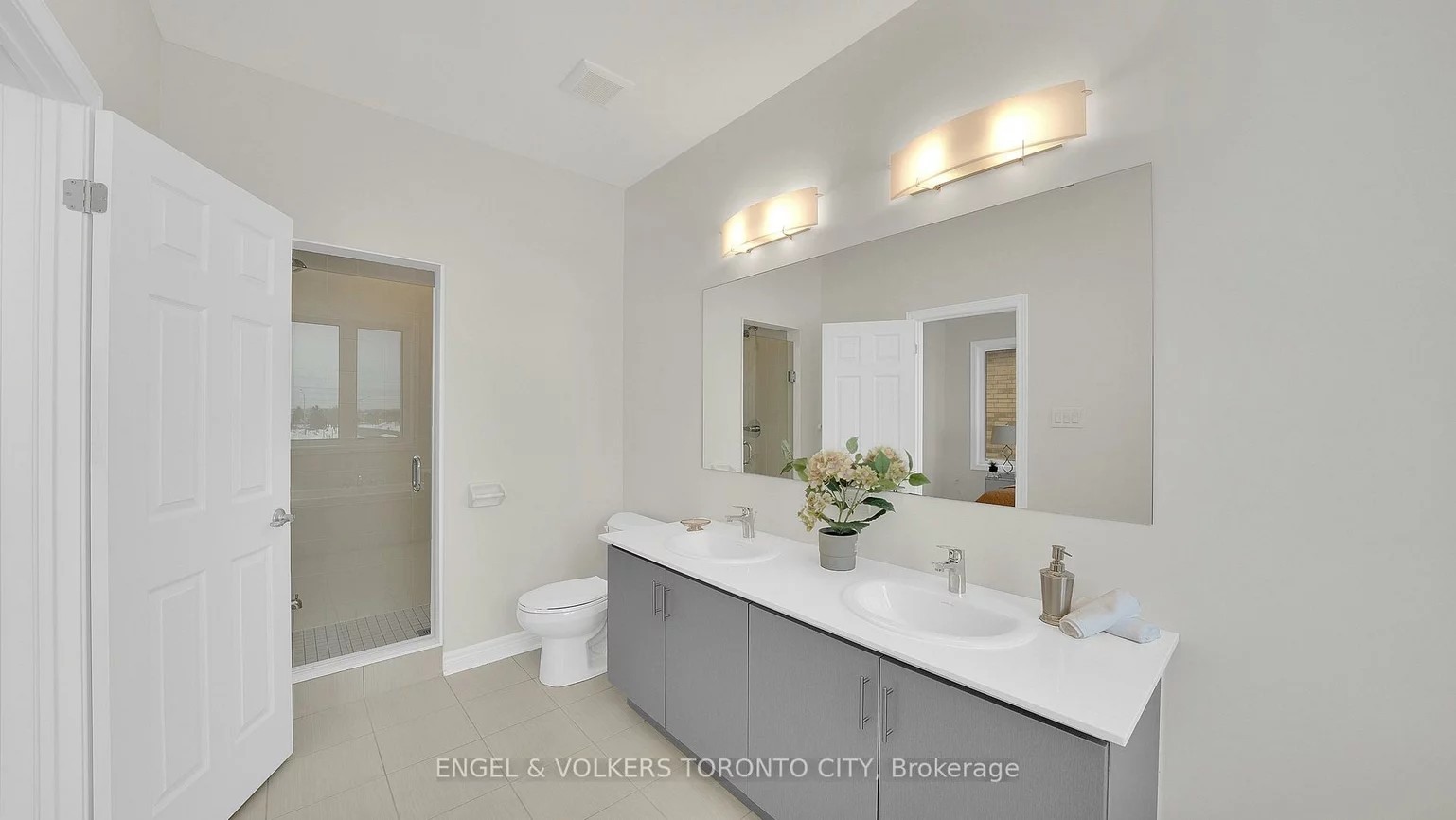 132, Mumbai, Middlefield, Markham