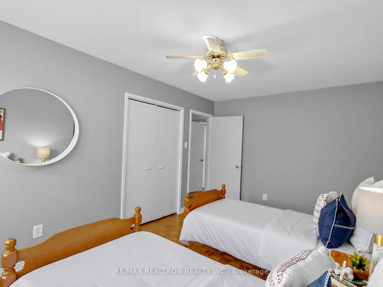 35, Sir Galahad, Markham Village, Markham